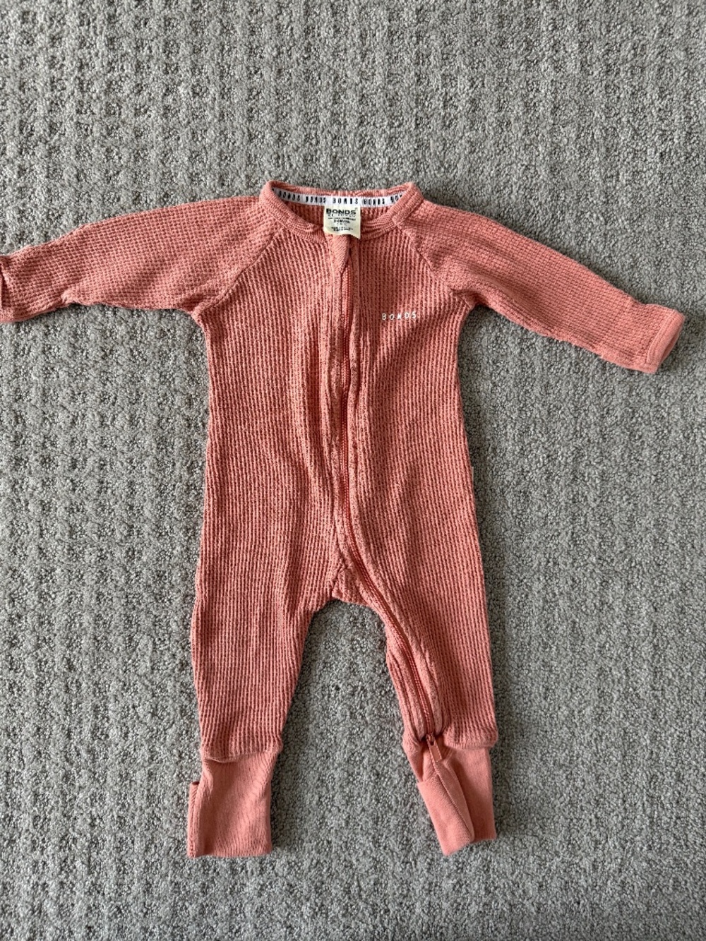 Bonds Australia “Re-loved” zippy unisex waffle 3-6 months EUC